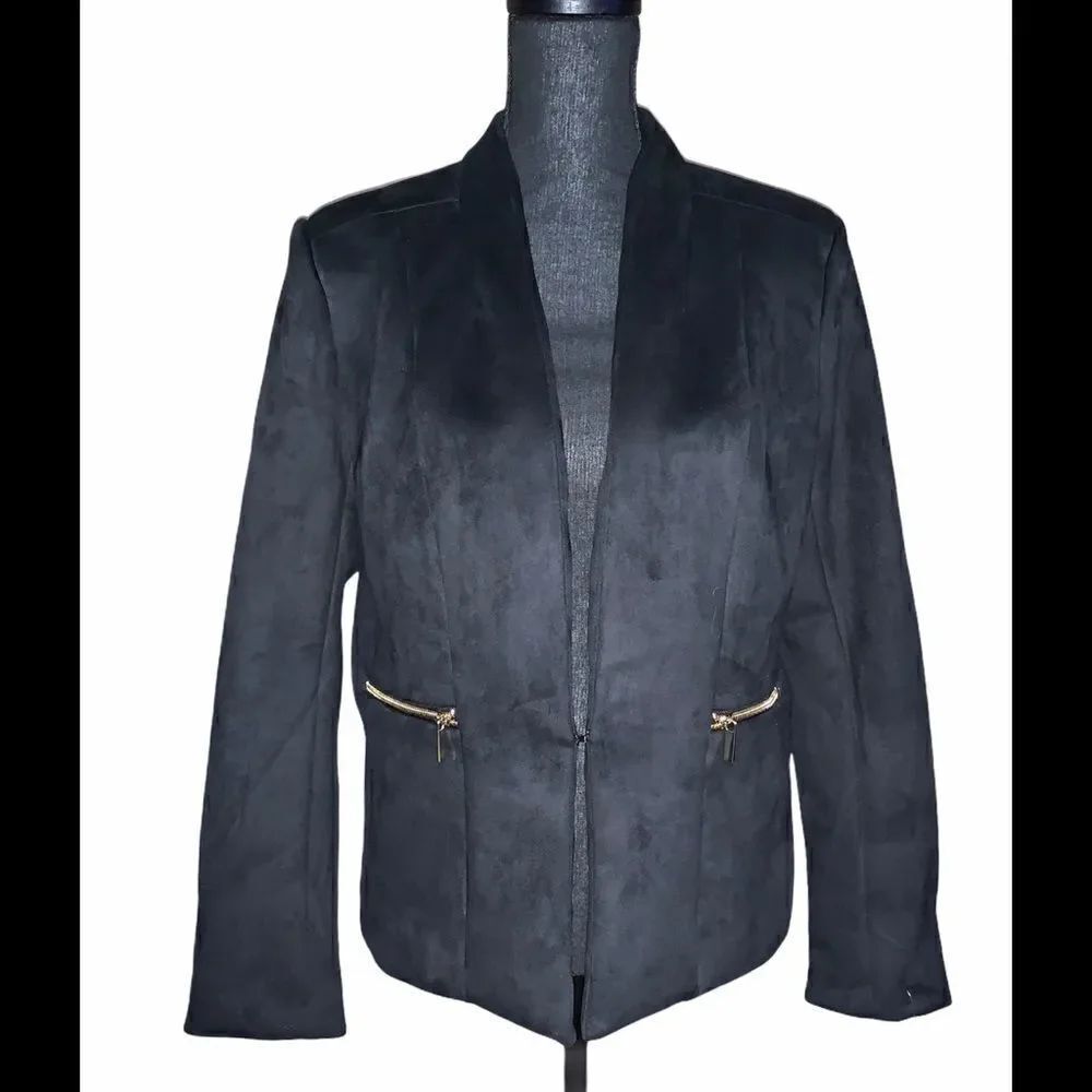 Carmen Marc Valvo Faux Leather Blazer